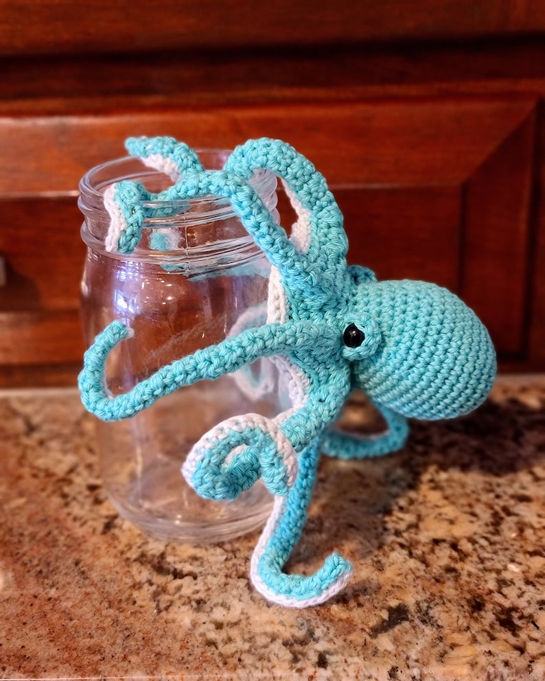 CROCHET PATTERN for Posable Octopus, Amigurumi Octopus Pattern, Realistic Crochet Octopus, Kraken Crochet Toy Pattern. Instant PDF Download. image 4