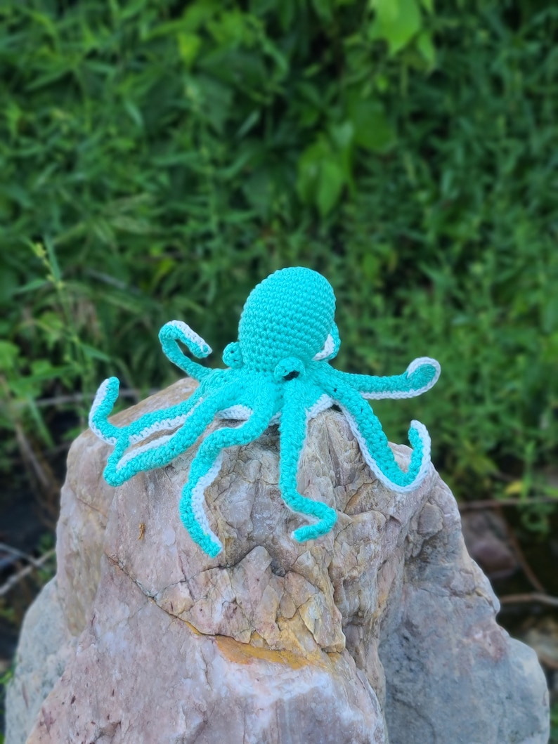 CROCHET PATTERN for Posable Octopus, Amigurumi Octopus Pattern, Realistic Crochet Octopus, Kraken Crochet Toy Pattern. Instant PDF Download. image 6