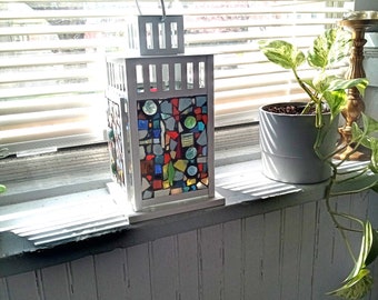 Mosaic lantern large, Christmas lights, outdoor/indoor light, mosaic stained glass deck patio light, red, green, yellow, beautiful