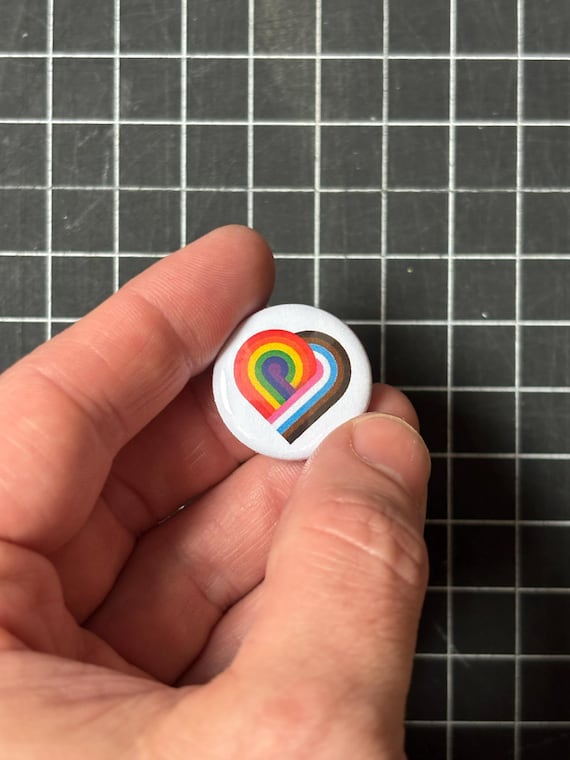 Pride heart button