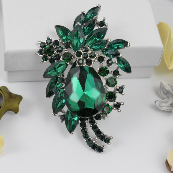 Emerald green stone/Silver Base Bridal Brooch Jewelry, Wedding Bouquet Brooch, Bridesmaid Dress Brooch, Cake Decor Brooch, Pins, Clips