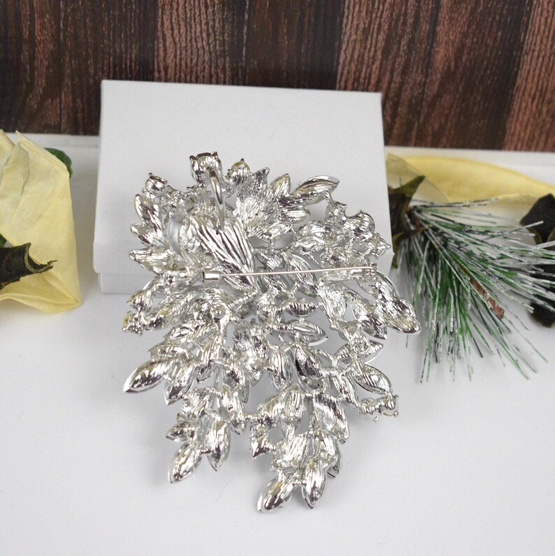 Extra Large Sparkly crystal rhinestone brooch pin - crystal wedding cake broach pin - rhinestone brooch bouquet crystal - bridal brooch pin image 3