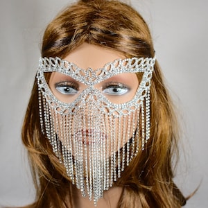 Masquerade Mask Jeweled Bridal Mask BlueRoyal Blue Rhinestone Metal Masquerade Mask Queen Mask,new year party mask Mardi Gras Mask
