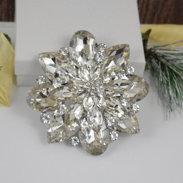 Clear rhinestone/Silver base Large Sparkly crystal rhinestone brooch pin, crystal wedding cake broach pin, rhinestone brooch bouquet crystal