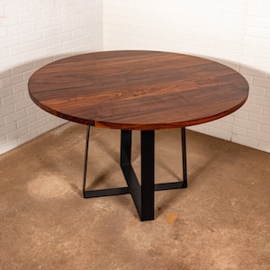 Table de cuisine ronde, Table ronde en noyer sur pieds en acier, Table de salle à manger ronde, Petite table de salle à manger ronde pour 4, Guéridon rond de table de cuisine