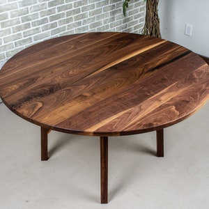 Custom Round Dining Table, Round Walnut Table, Round Family Dinner Table, Large Walnut Round Pedestal Dining Table, Solid Wood Dining Table