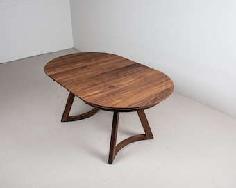 Mid Century Extendable Dining Table, Modern Oval Dining Table with Leaves, Walnut Extension Table on Walnut Legs