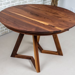 Round Extending Dining Table, Walnut Extendable Kitchen Table, Round Walnut Table with Leaves, Wood Center Extension Dinner Table,