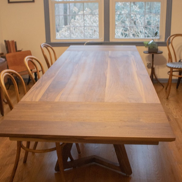 Walnut Extendable Table, Expandable Walnut Dining Table, Extendable Dining Table with 2 Leaves, Extending Dining Room Table