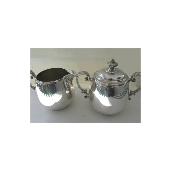 Elegant William Rogers Silverplate Lidded Sugar and Creamer with Floral Finial - Pattern # 103  -  Fabulous Vintage Style and Condition!