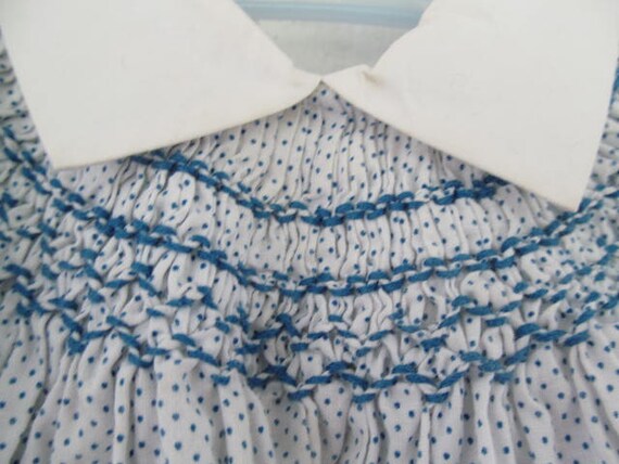 Darling Vintage Little Girl's Blue and White Smoc… - image 2