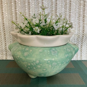 MEDIUM Ceramic African Violet Planter