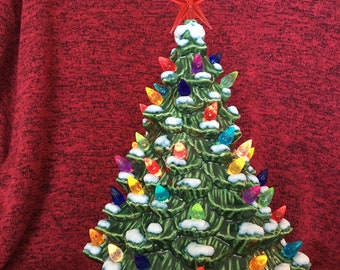 8" VINTAGE FASHION Ceramic Christmas Tree