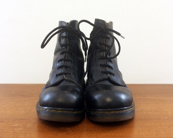 doc marten airwalks