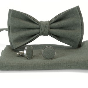 Hunter green bow tie.Green bow tie. Green necktie.Dark green bow tie.Green cufflinks. Hunter grüne Fliege.dunkelgrüne Fliege. Grüne Krawatte