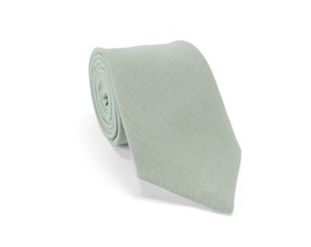 Light sage green  tie. Light green tie.light green necktie.Green necktie.Cravate verte.Grüne Krawatte.Hellgrüne Krawatte. Cravate vert clair