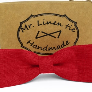 Bright red bow tie, red linen bow tie, wedding necktie, linen necktie, groomsmen necktie,  burgundy necktie,red  bow tie for men,red tie