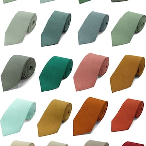 We offer a diverse range of neckties in narrow, wide, and medium widths, available in a multitude of colors. Krawatten, Fliege.