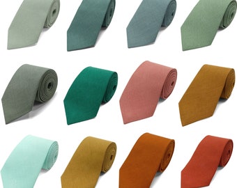 Ofrecemos una amplia gama de corbatas en anchos estrechos, anchos y medianos, disponibles en multitud de colores. Krawatten, Fliege.