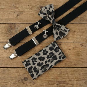 Black Suspenders and Leopard Print Linen Bow Tie Set for Boys and Men, Safari Birthday Outfit, Groomsmen Gift, Personalized Engraved Set