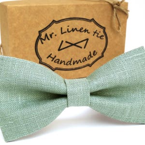 Sage green bow tie.linen bow tie.wedding necktie.sage green necktie.groomsmen necktie.green necktie.bow tie.light green bow tie