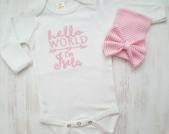 Personalized Baby Diaper TOTE BAG /& SLEEPER Gown One Piece HAT Set Outfit GIFT