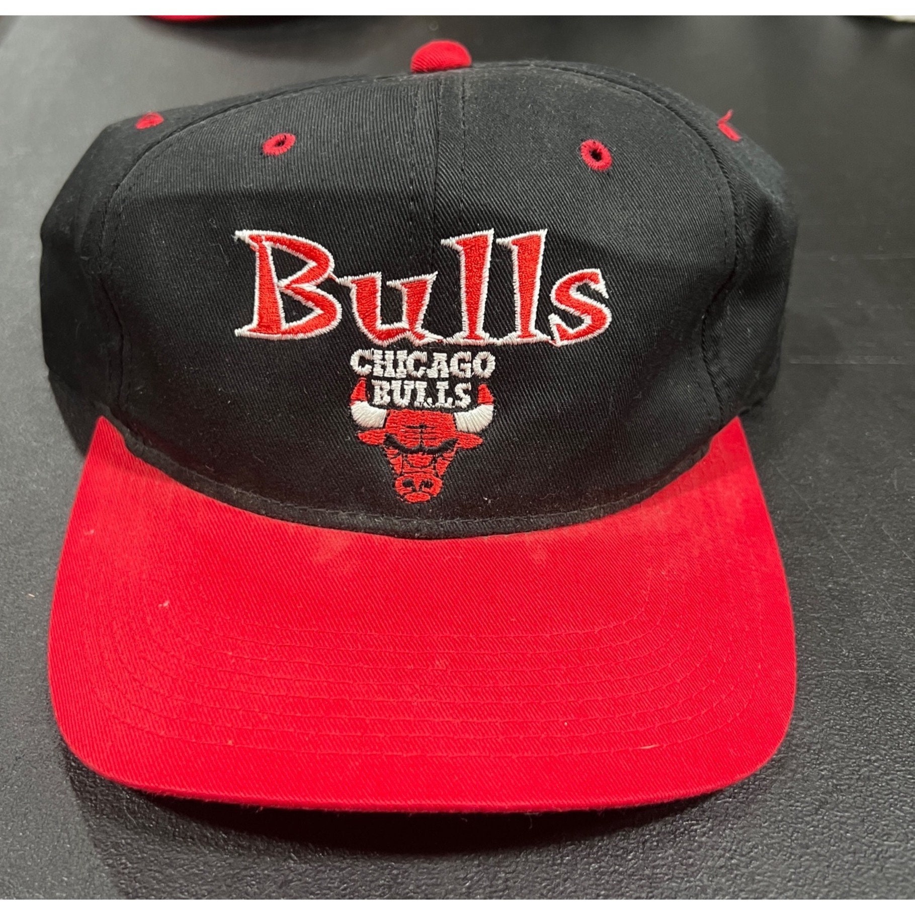 Vintage NOS 90s 1997 Chicago Bulls Locker Room Snap Back 