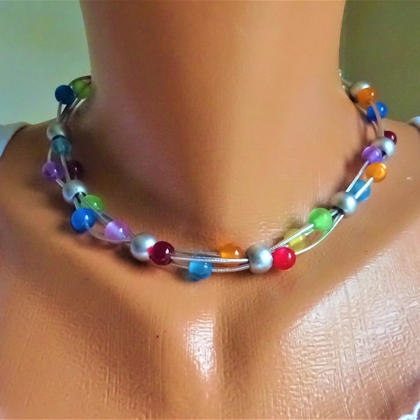 Bunte kurze Halskette, Collier, dreireihig, schimmernde  Katzenaugen-Perlen, Cat-Eye-Bads