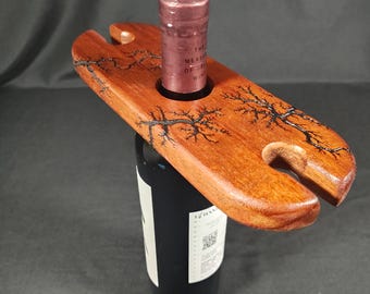 Houten wijnglashouder voor de bovenkant van wijnflessen - Lichtenberg Fractal Burn