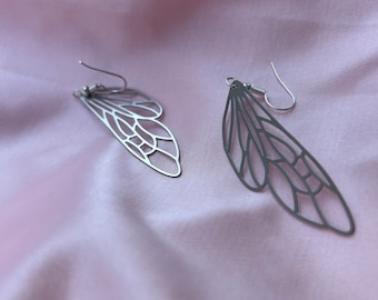 Silver butterfly earrings // outline // dainty  // Hand made // Australian made // Alternative // Tumblr // Egirl aesthetic // Fairycore