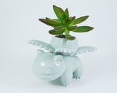 Ivysaur ceramic planter