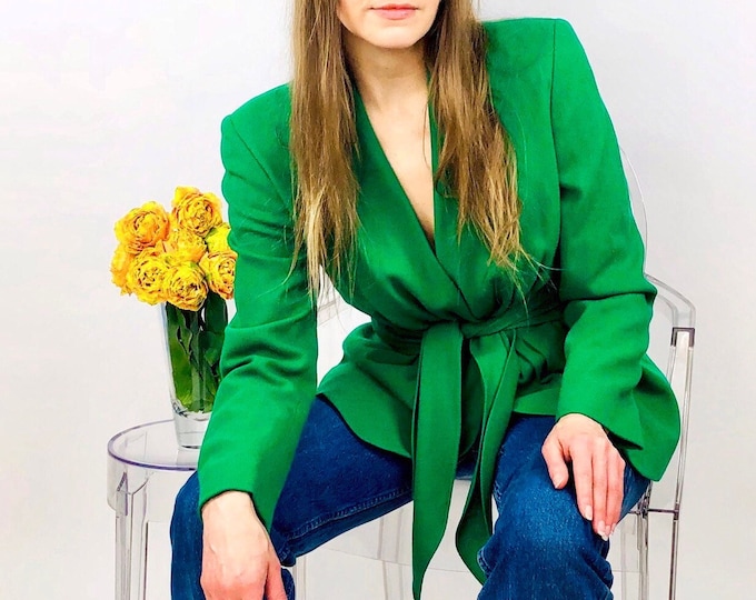 Vintage 2000’s designer kelly green tie front lambswool blazer