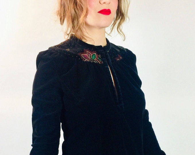 Vintage 90's designer retro Stevie Nicks boho fitted black floral top
