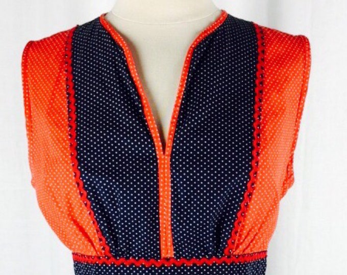 Vintage late 60's/70's folk style americana red white and blue polka dot Vneck pieced top