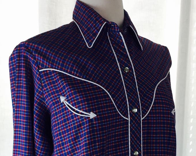 Vintage 80's plaid western rodeo ware fitted button down with pearl snap detailing