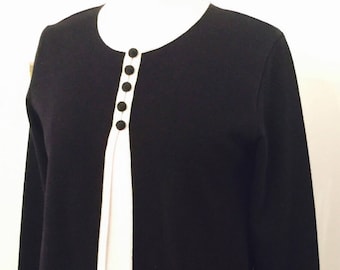 Vintage 80's monochrome  statement fine knit long sleeve  A line dress