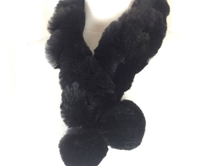 Vintage 90's knit rabbit fur scarf