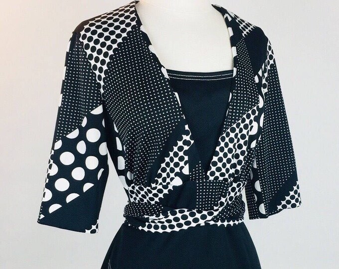 Vintage 60's geometric psychedelic acid trip monochrome mixed polka dot print fit and flare sash belt dress