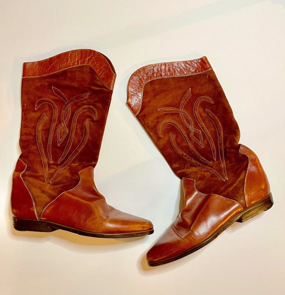 Vintage 90’s Bally Western motif calf suede leathe