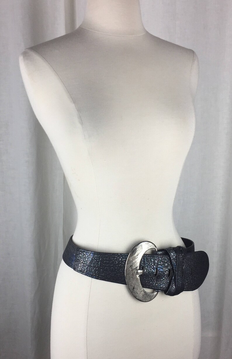 Vintage 80/'s rainbow metallic iridescent reptile embossed leather oversized buckle belt
