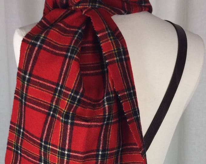 Vintage 90's Pendleton red Stewart window pane plaid fine lambswool scarf