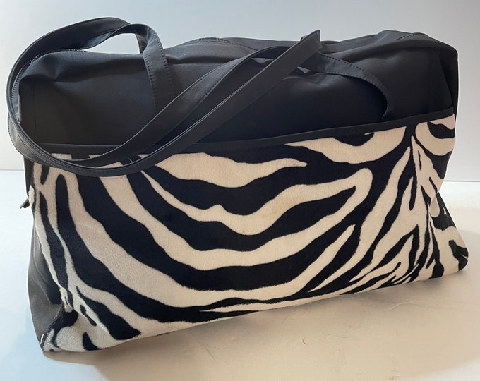90’s 00’s animal zebra print microfiber tote