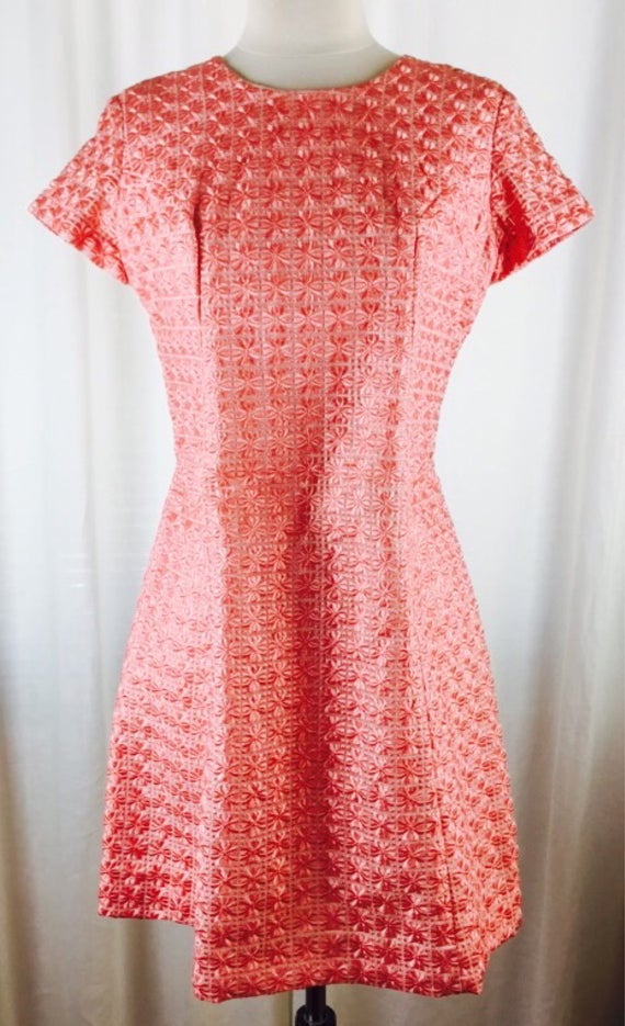 Vintage 60's mod gogo pink embroidered lace dress - image 1