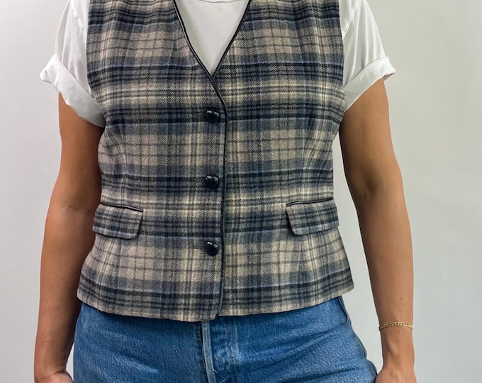 Vintage 90’s 00’s Y2K wool blend plaid vest top