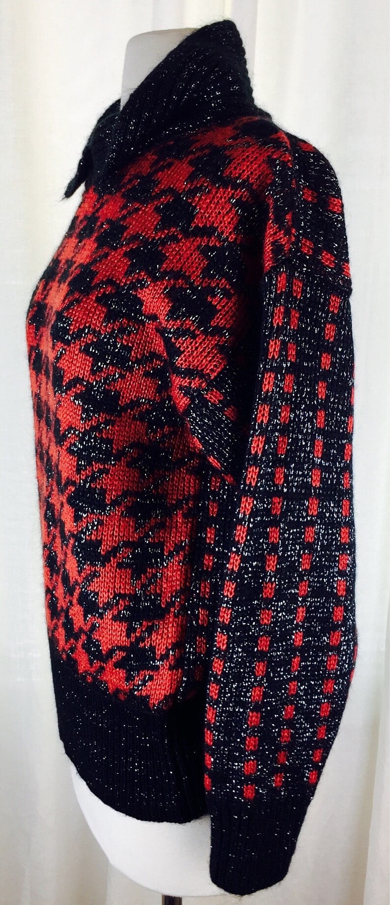 Vintage 80/'s 90/'s metallic houndstooth knit sweater