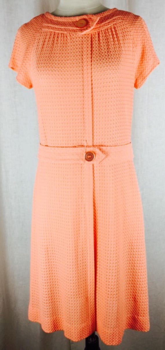Vintage 60's peach waffled texture knit fitted bel