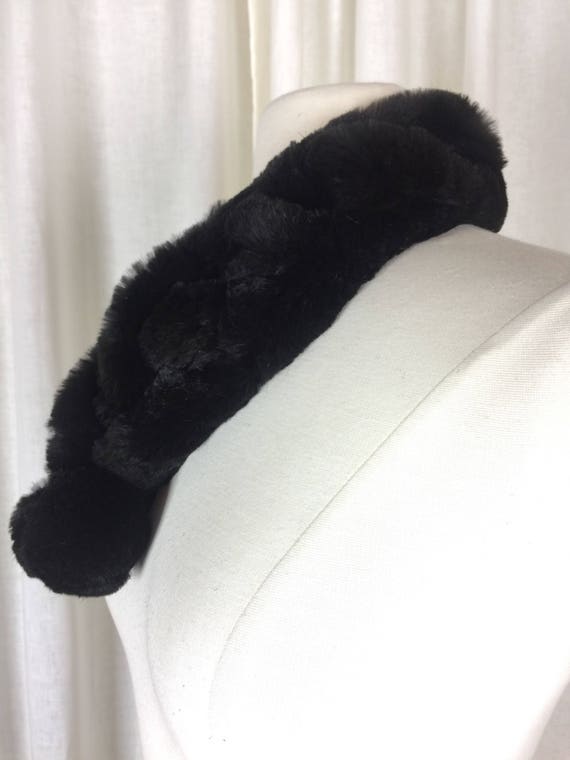 Vintage 90's knit rabbit fur scarf - image 4