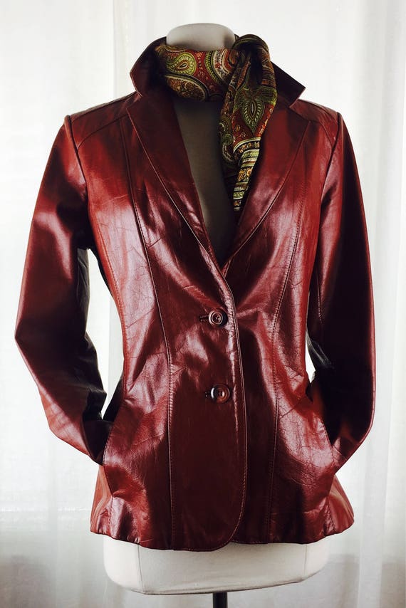 HOLD/Vintage 70's sienna brown colored fitted leat