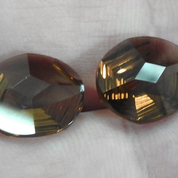 Fancy Shape Stone Jubilee Briolette Pair of Stones Oval Crystals Hexagon Texture inside Lab Gemstones Synthetic Stones 14x12 mm Faceted