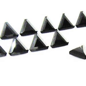 Schwarze Onyx Dreiecke Edelsteine Lose Onyx Edelsteine Set für Schmuck Schwarz 10 Steine die Größe 9 x 9 mm 13,60 Karat
